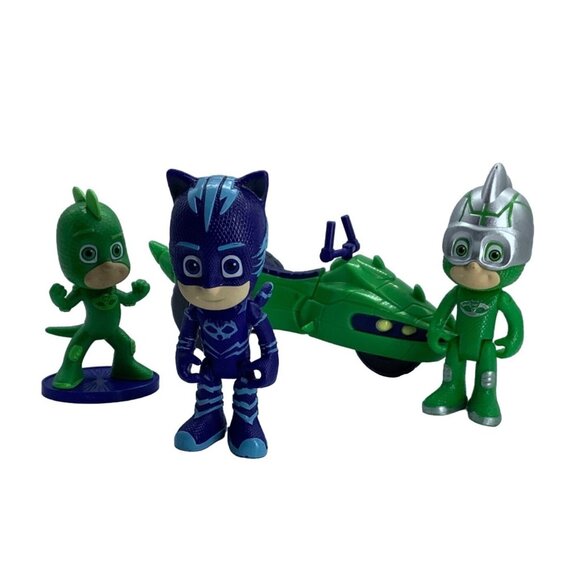 PJ Masks Catboy & 2 Gekko Action Figures With Vehicle 4 Piece Set - Picture 1 of 7